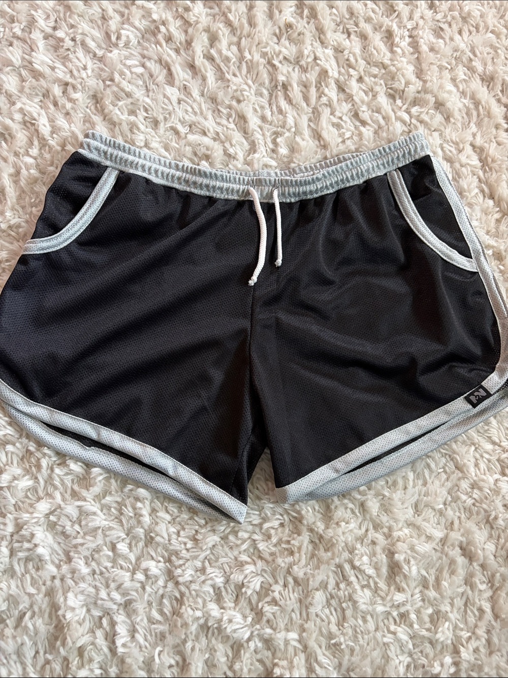 N2N Volt Sheer Shorts